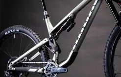 COMMENCAL META TR SEVENTIES GREEN -Accessoires Vélo Soldes 22METATRALC8340C 02 2000