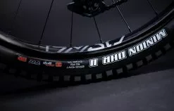 COMMENCAL META TR METALLIC GREEN 19 COMMENCAL META TR METALLIC GREEN -Accessoires Vélo Soldes 22METATRALC8760C 08 2000