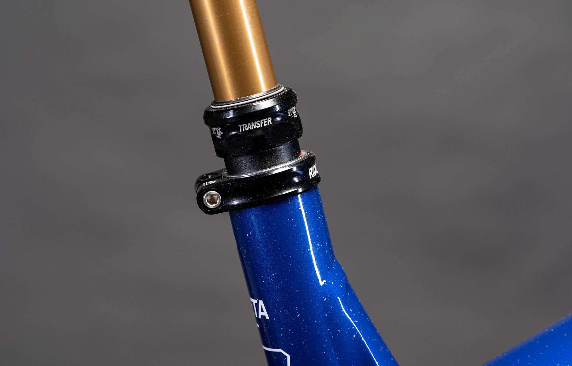 COMMENCAL META TR GLITTERY ROYAL BLUE 8 COMMENCAL META TR GLITTERY ROYAL BLUE – Image 6