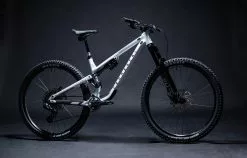 COMMENCAL META TR PURE WHITE -Accessoires Vélo Soldes 22METATRALC 01 2000